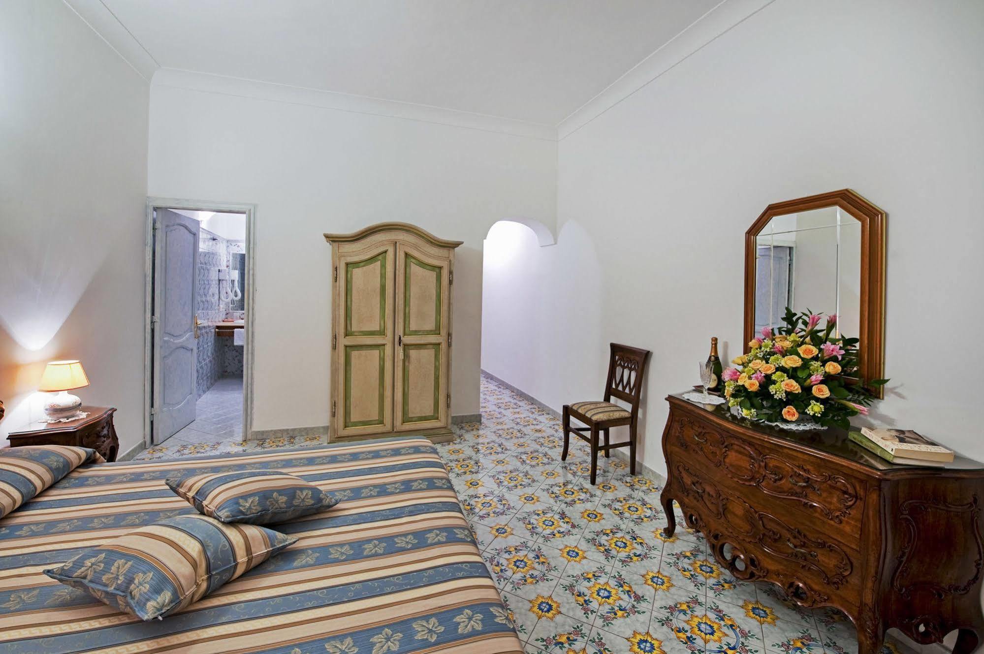 La Rosa Dei Venti Aparthotel Positano Exterior foto